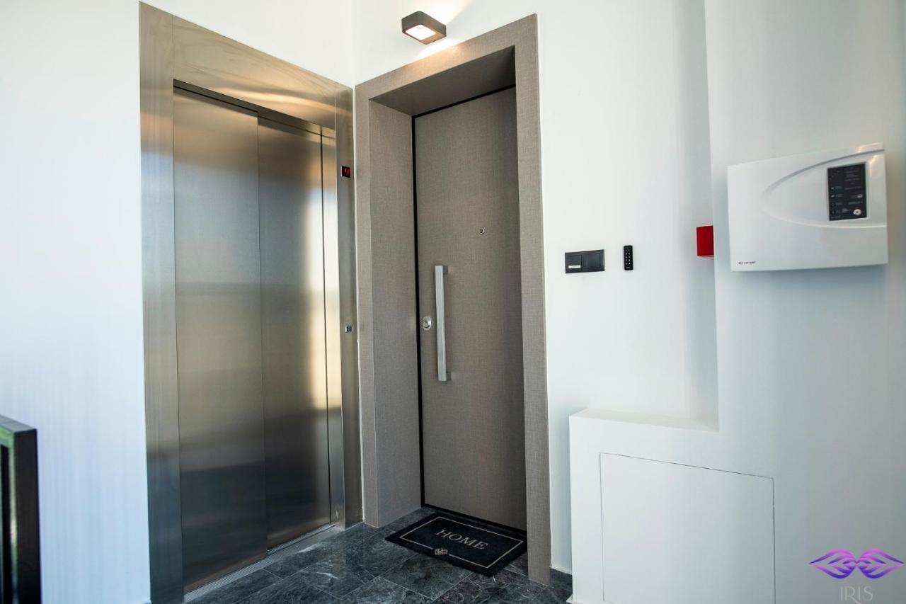 Apartament Luxury Penthouse With Acropolis View And Jacuzzi Ateny Zewnętrze zdjęcie