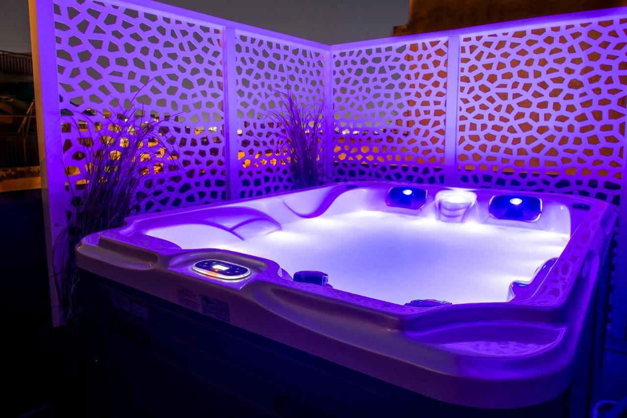 Apartament Luxury Penthouse With Acropolis View And Jacuzzi Ateny Zewnętrze zdjęcie