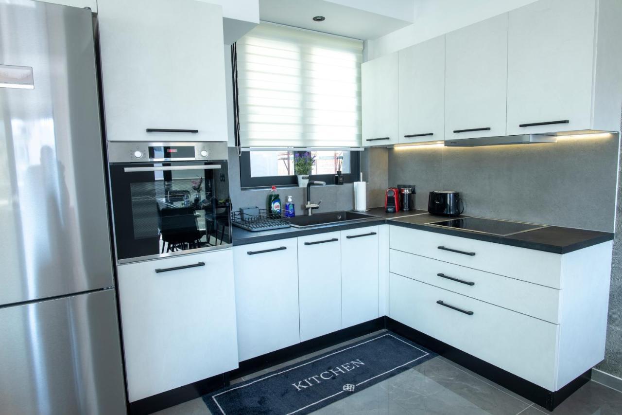 Apartament Luxury Penthouse With Acropolis View And Jacuzzi Ateny Zewnętrze zdjęcie